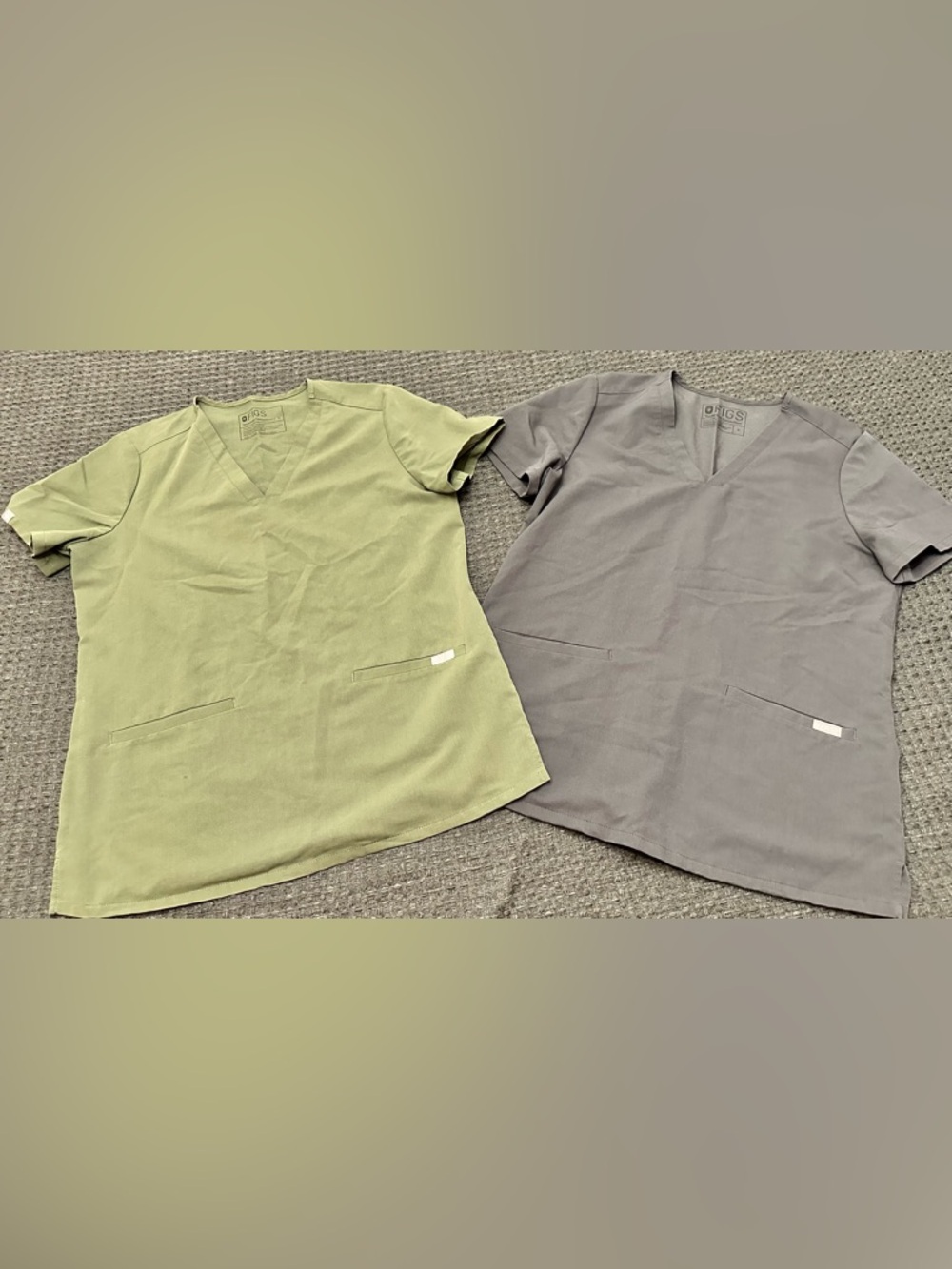 Figs scrub top bundle